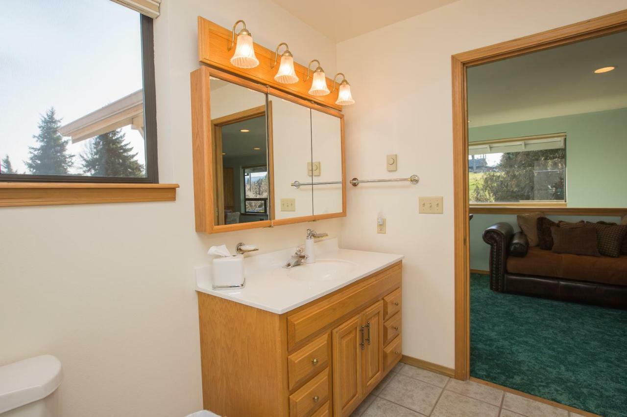 Brookside Bed & Breakfast Hood River Bagian luar foto