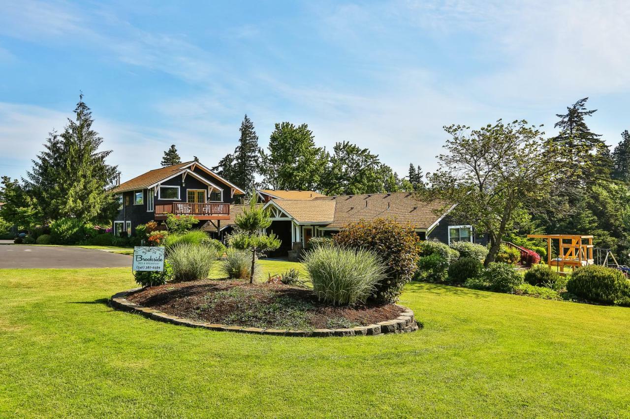 Brookside Bed & Breakfast Hood River Bagian luar foto