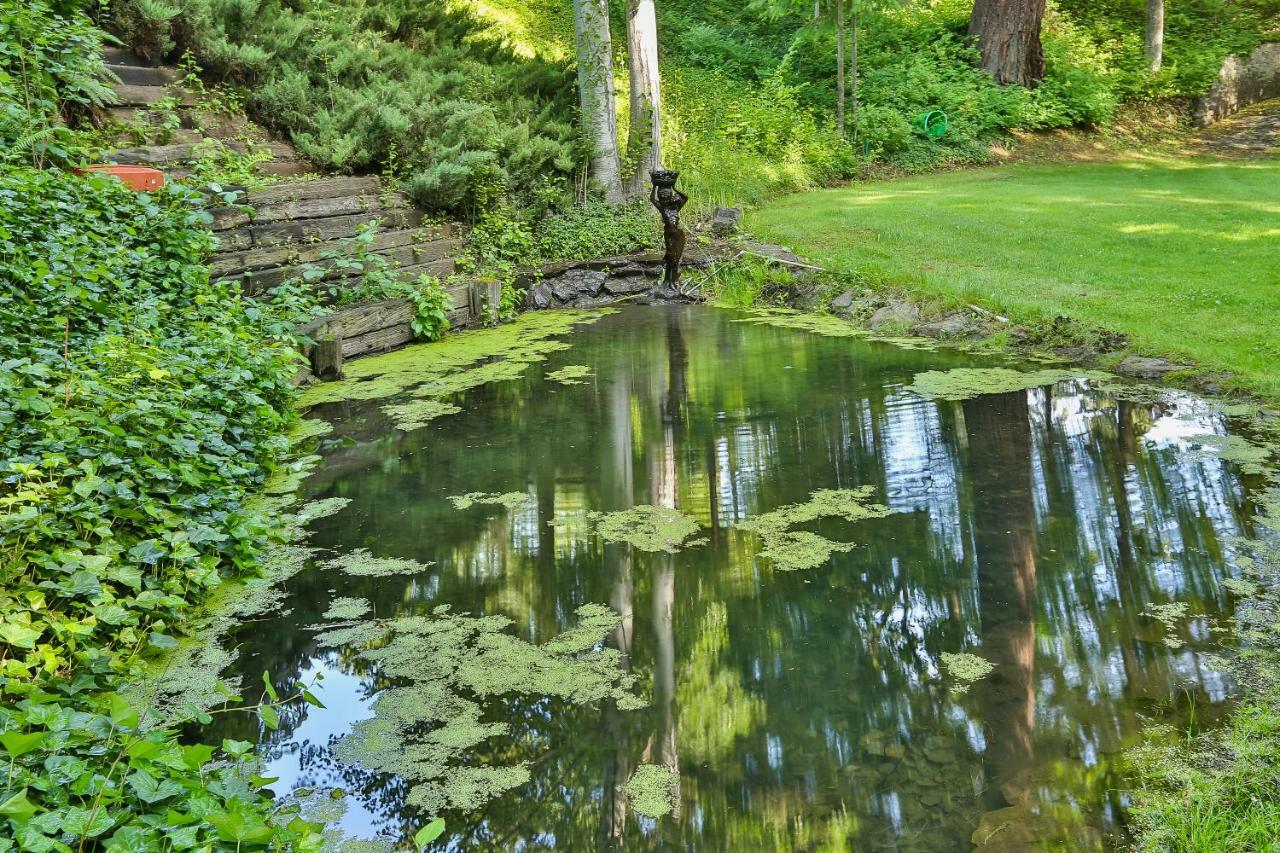 Brookside Bed & Breakfast Hood River Bagian luar foto