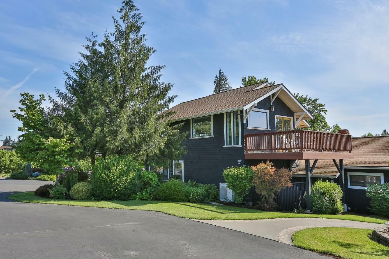 Brookside Bed & Breakfast Hood River Bagian luar foto
