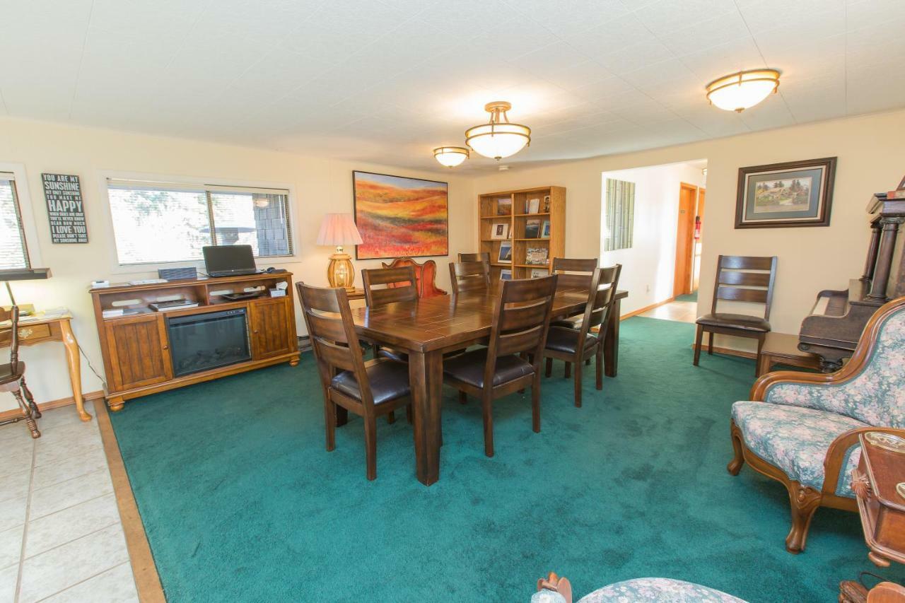 Brookside Bed & Breakfast Hood River Bagian luar foto